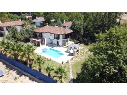 vollständig freistehende villa mit pool in çamlı, marmaris