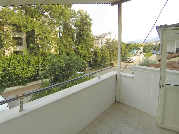  Marmaris Armtualan bölgesinde kiralık 1+1  daire