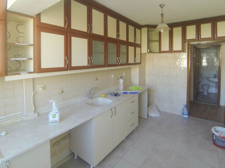 Marmaris Emlak'tan Kemeraltı mh. Kiralık 2+1 Daire  Kapalı Mutfak