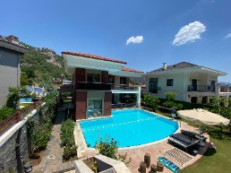 marmaris'te doğa manzaralı kiralık lüx villa