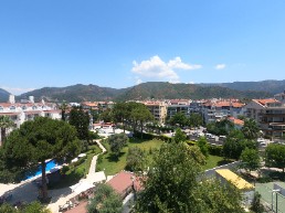 Muhteşem Deniz Manzaralı, Sahile 150 metre  4+1 daire