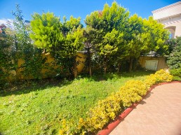 Marmaris'te Havuzlu 3+1 kiralık daire 