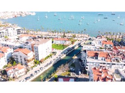 marmaris sahile 200 metre, deniz manzaralı 1+1 satılık daire