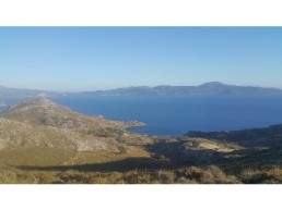 kamu arazileriyle çevrili, marina projesine komşu satılık tarla