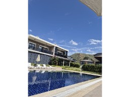 möblierte 3+1 maisonette mit pool und tiefgarage – 500 m zum yachthafen und strand in marmaris